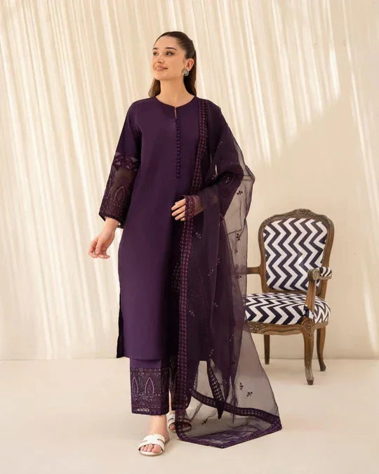 Dhanak Collection