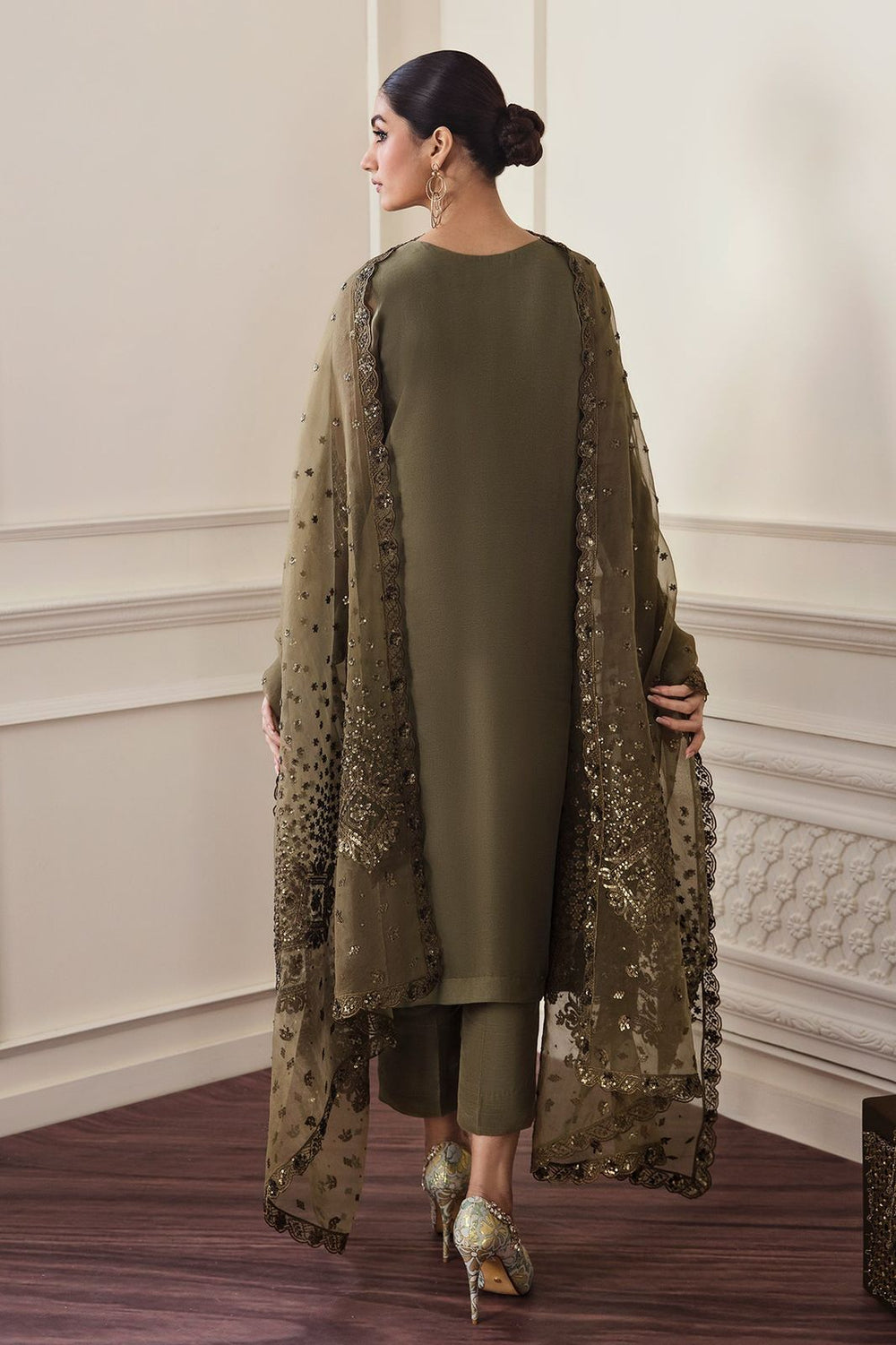 BRAND…BAROQUE Unstitch