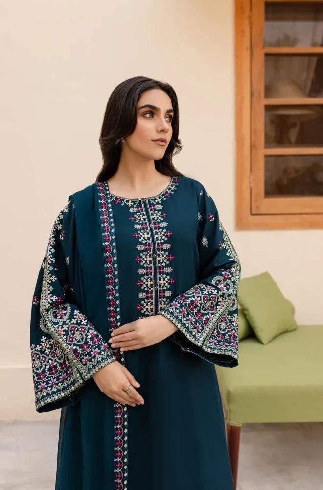 Batik - Winter 3PC Dhanak Embroidered Suit - BK585