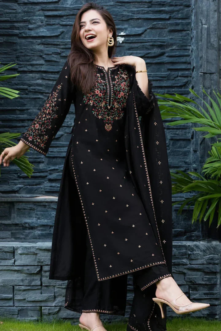 BT-2800 Unstitched Fully Embroidered Lawn Suit With Embroidered Bamber Chiffon Dupatta