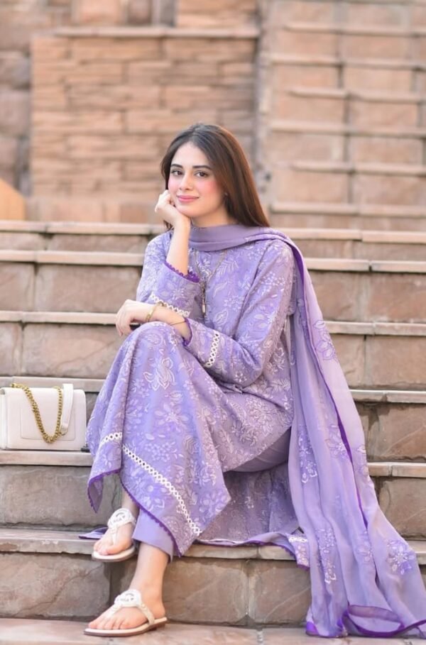 BR-2575 Unstitched Embroidered Lawn Suit 3pc With Bamber Chiffon Embroidered Dupatta
