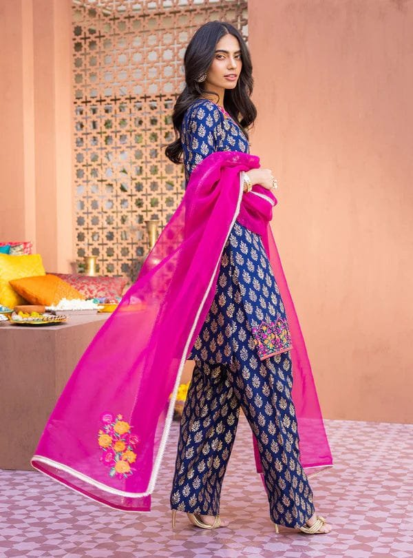 MB 112 Digital Printed Lawn 3pc Suit With Digital Printed Poly Lawn Dupatta & Embroidered Patches