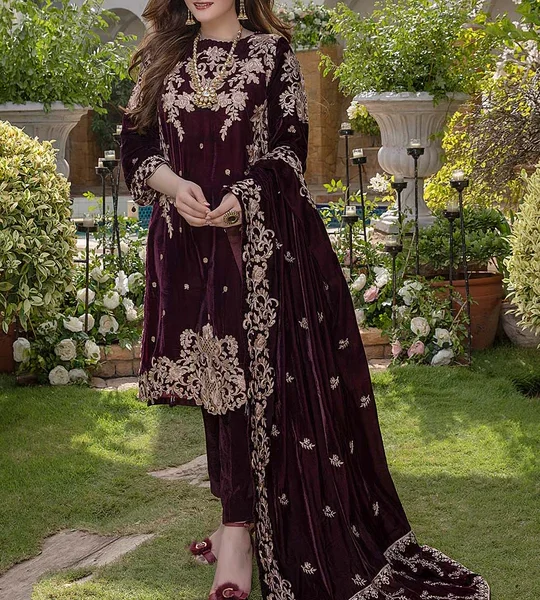 MB_1004 Sequence Embroidered 9000 Micro Velvet 3Pc With Velvet Embroidered Shawl