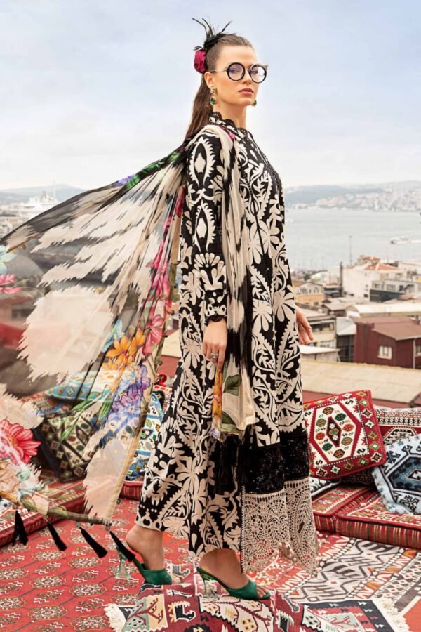 BQ-40 Digital Printed Khaddar Suit 3pc with Khaddar Digital Printed Dupatta & Embroidered Patches