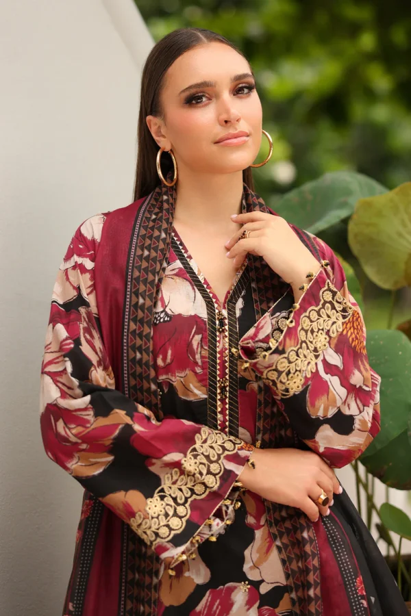 BQ-33 Digital Printed Khaddar Suit 3pc with Khaddar Digital Printed Dupatta & Embroidered Patches