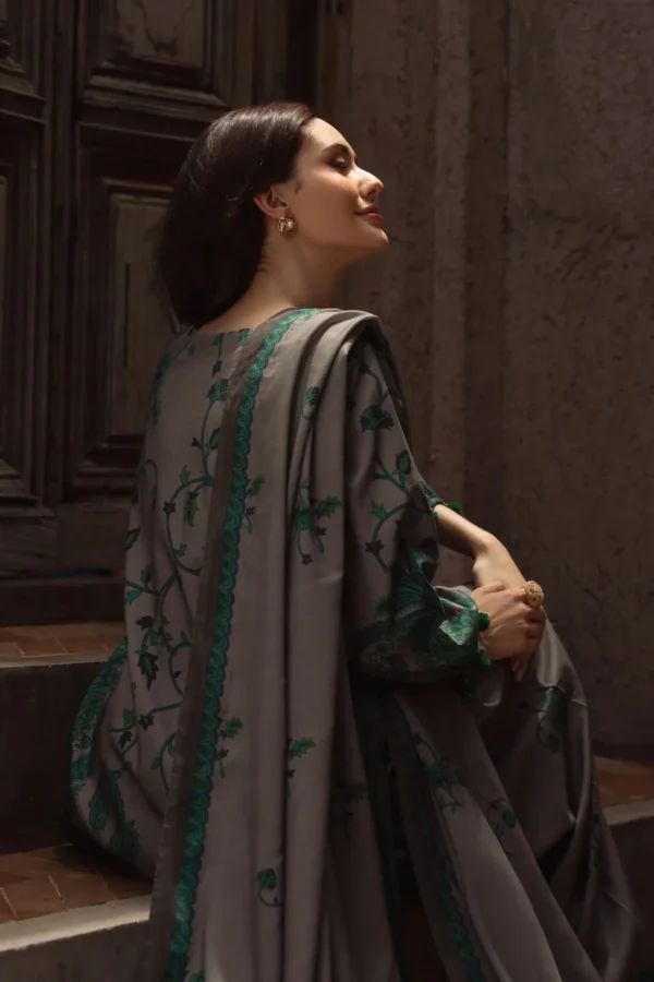 CH-76 Digital Printed Khaddar 3Pc Suit With Digital Printed Khaddar Dupatta