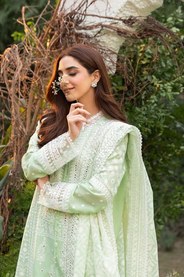 Un-Stitched Lawn Embroidered 3pc With Organza Embroidered Dupatta