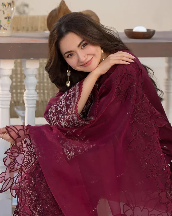QL-2685 3 Piece -Unstitched Fully Embroidered Lawn Fabric Embroidered Organza Dupatta