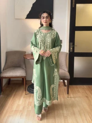 BT-2750 Lawn Embroidered 3pc Suit With Chiffon Embroidered Dupatta