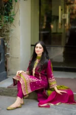 D-13 Lawn Embroided 3pc Suit With Bamber Chiffon Dupatta