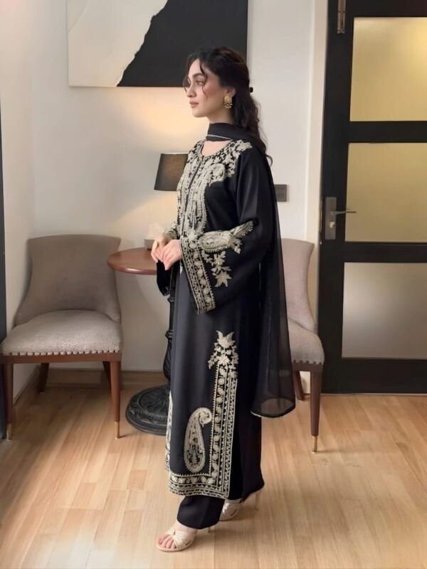 BT-2751 Lawn Embroidered 3pc Suit With Bamber Chiffon Embroidered Dupatta