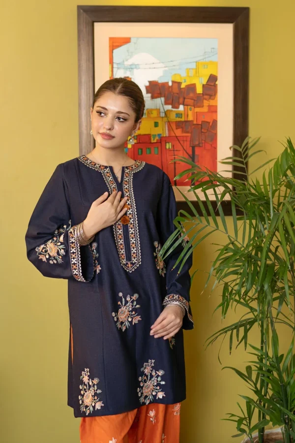 FL-945 Unstitched Fully Embroided Lawn 2 Piece Suit